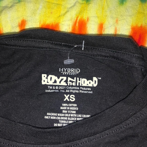 Cropped Grapic T-Shirt - Picture 2 of 2